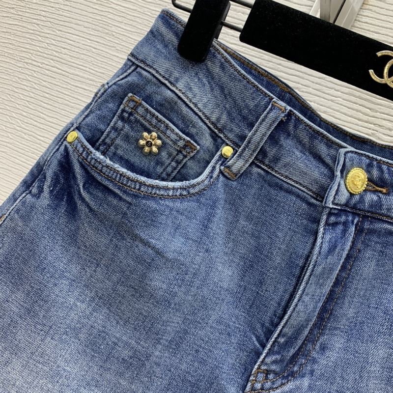 Chanel Jeans